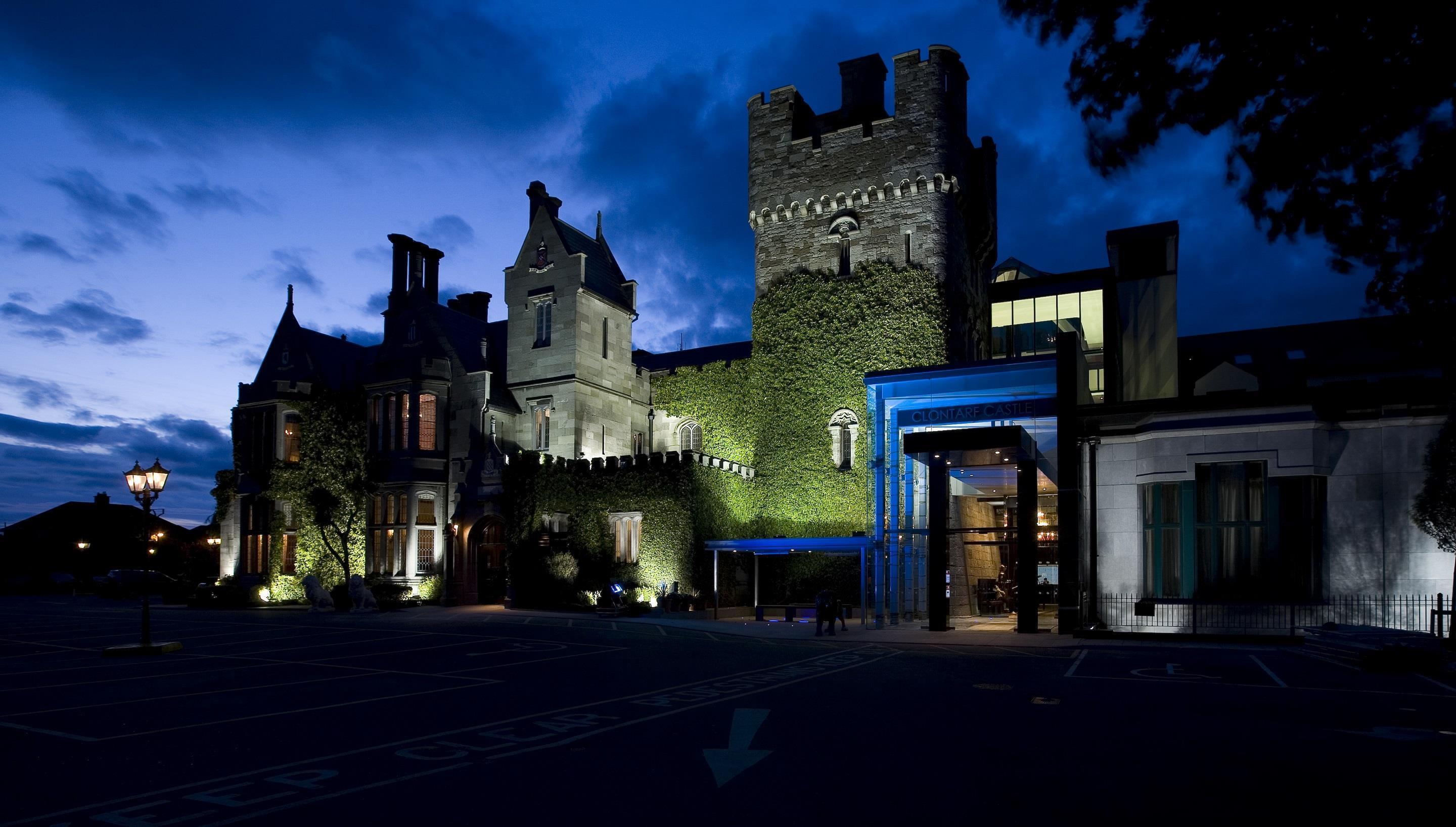 Clontarf Castle Hotel Дъблин Екстериор снимка