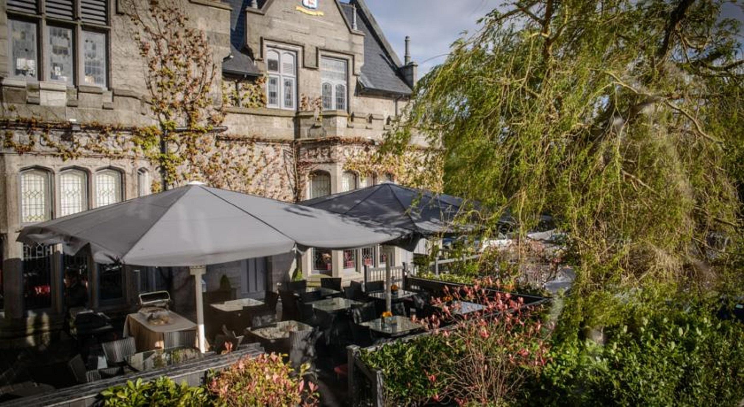 Clontarf Castle Hotel Дъблин Екстериор снимка