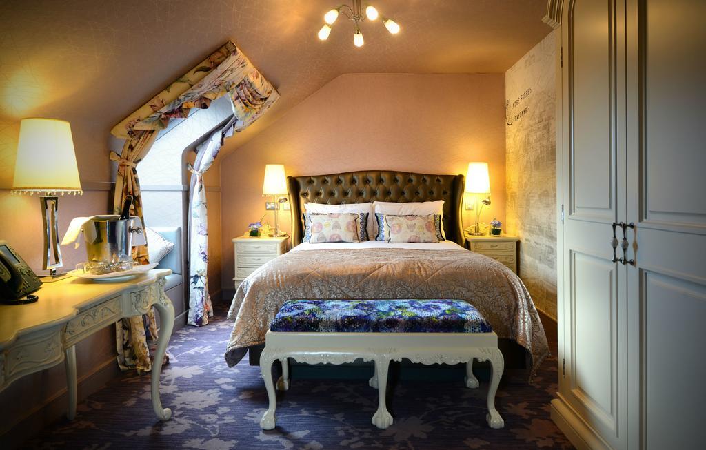 Clontarf Castle Hotel Дъблин Екстериор снимка