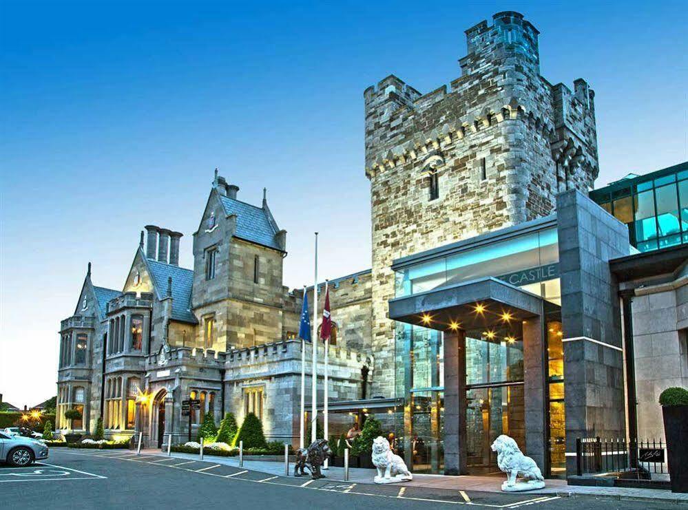 Clontarf Castle Hotel Дъблин Екстериор снимка