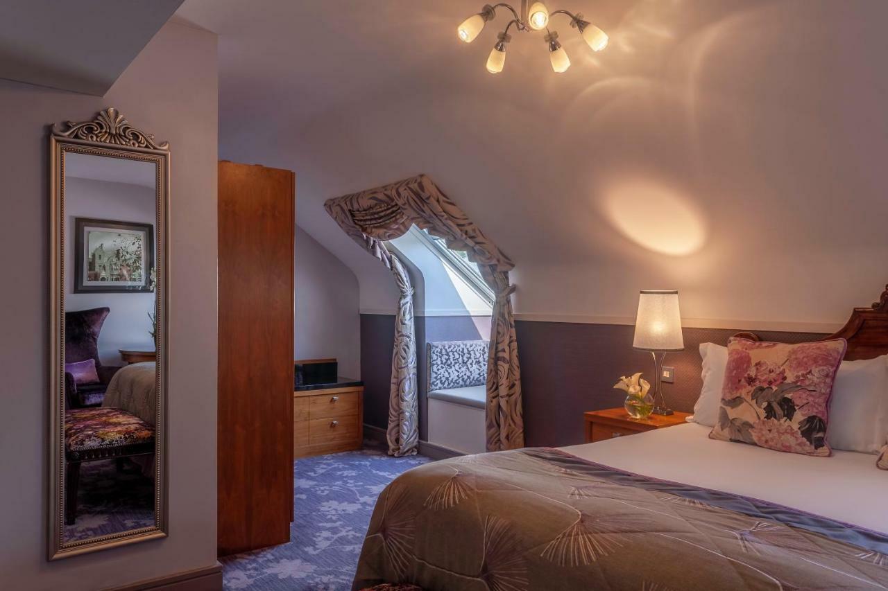 Clontarf Castle Hotel Дъблин Екстериор снимка