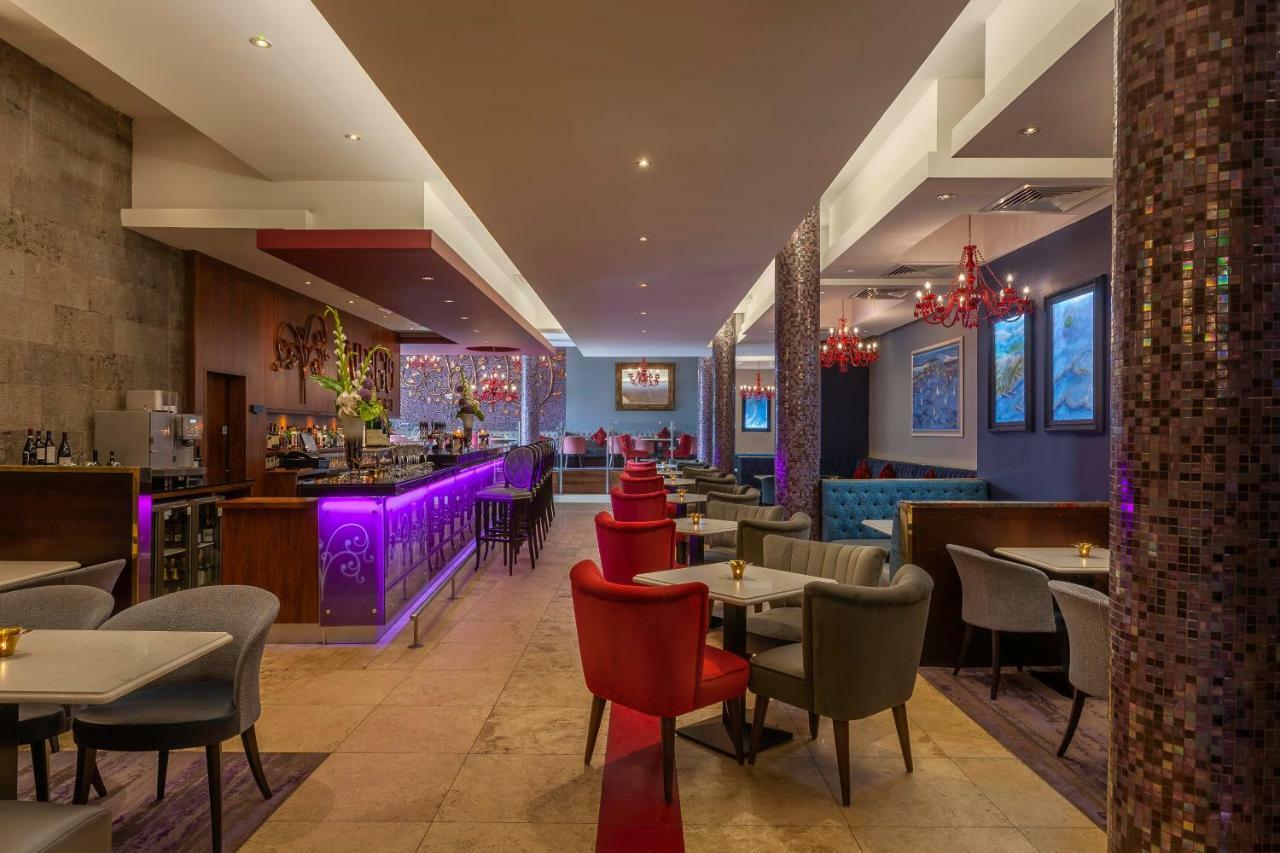 Clontarf Castle Hotel Дъблин Екстериор снимка