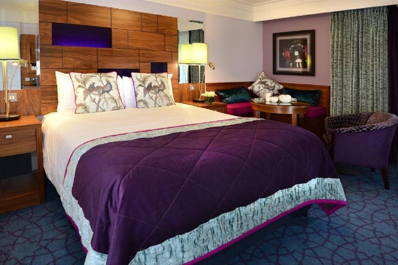 Clontarf Castle Hotel Дъблин Екстериор снимка